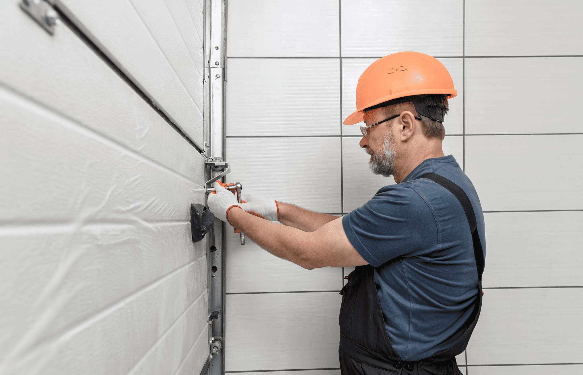 Smart Garage Opener Systems: Effortless Access & Control 