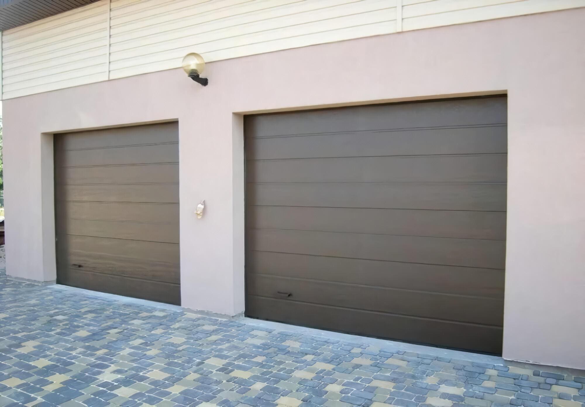 Boost Your Home's Look: The Visual Power of a New Garage Door